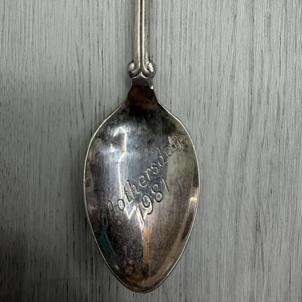 Silver Plate Mothers Day 1981 Spoon Orchid Finial Vintage